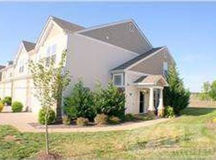 1065 Somerset Springs Dr, Spring Hill, TN 37174