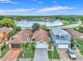 3551 NW 21st St, Coconut Creek, FL 33066
