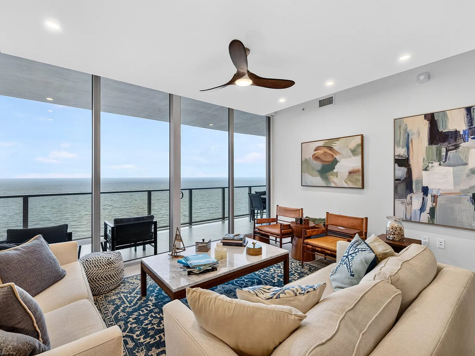 2 bed, 3.0 bath, 1816 sqft, $21,500 — Photo 4