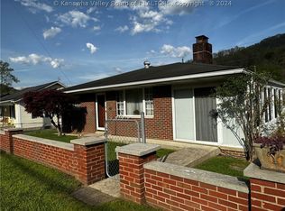 509 Justice Ave, Logan, WV 25601