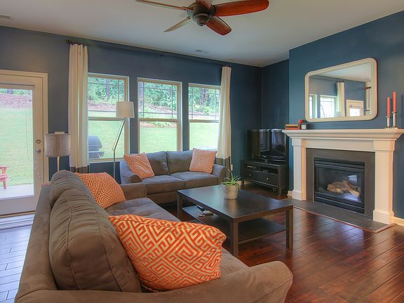 4th image of 2213 Tanners Mill Dr