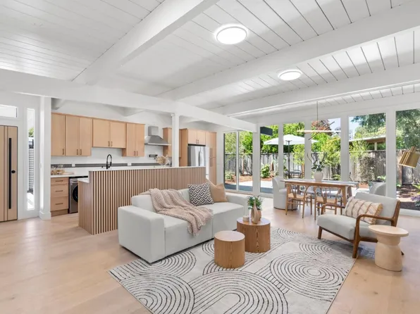 3669 Ramona Cir, Palo Alto, CA 94306