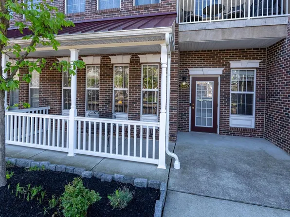 3888 Ashland Dr #B, Harleysville, PA 19438