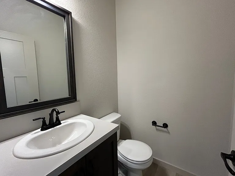1088 Blue Bell Rd — Photo 7