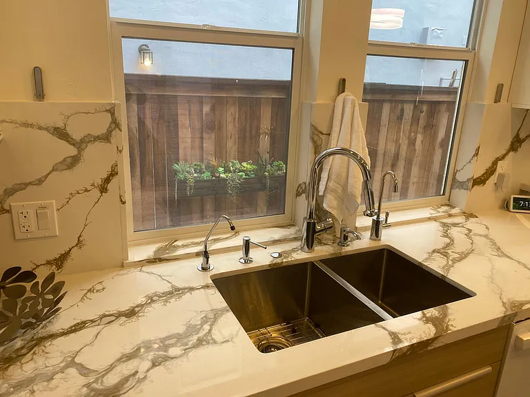 7261 Roycroft Dr #A — Photo 16