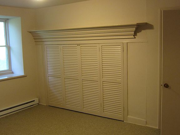 Large Kitchen/Dining Area