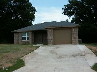616 Geronimo Ln, Pauls Valley, OK 73075