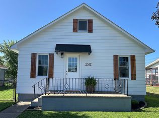 2512 Avenue G, Fort Madison, IA 52627