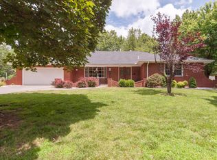 845 W Swan St, Springfield, MO 65807