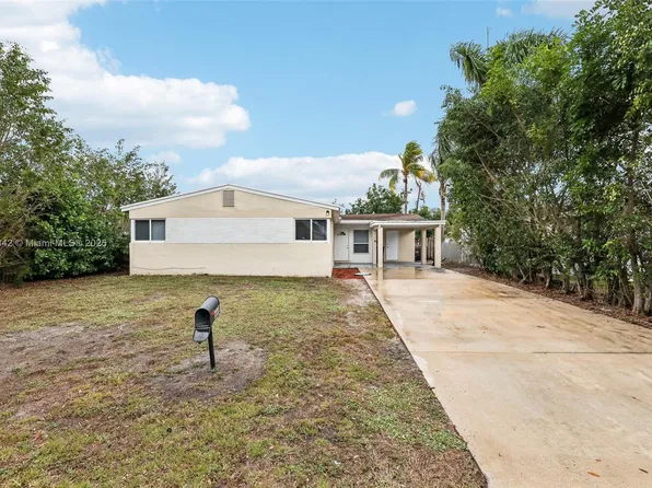 6660 Charleston St, Hollywood, FL 33024