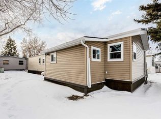 6220 17th Ave SE #56, Calgary, AB T2A7H4