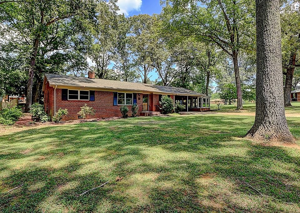 1st image of 1300 Hammock Ave