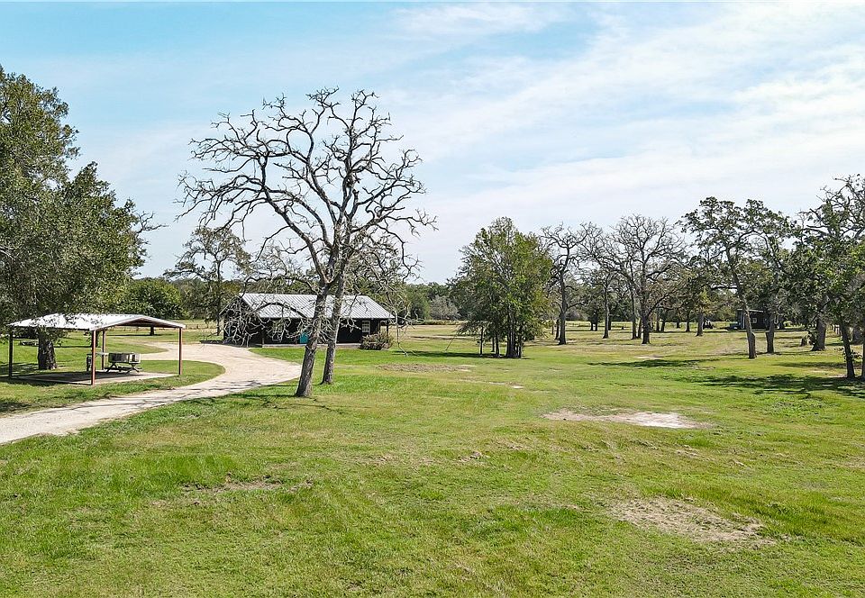 1st image of 18603 Hickory Nut Ln