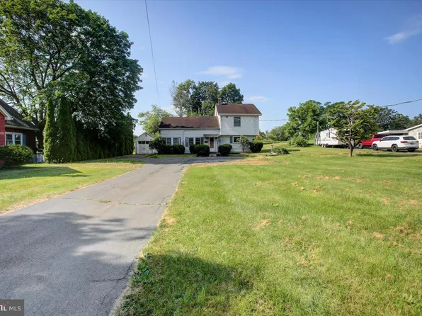 312 Roxbury Rd, Shippensburg, PA 17257