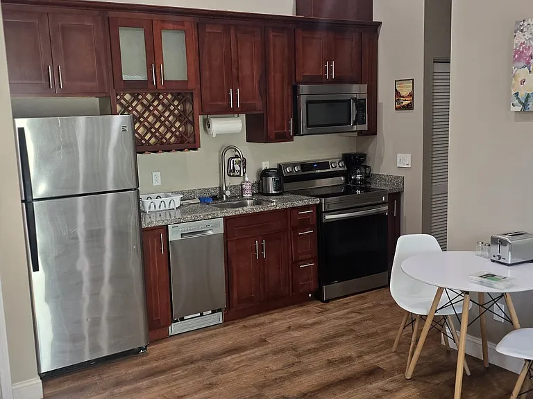 2604 Sierra Vista Ct #115 — Photo 3