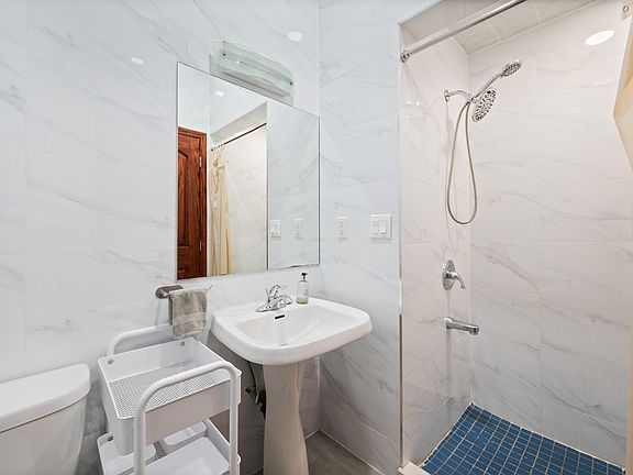 3rd image of 429 Broome St #C4