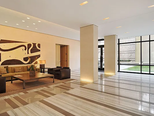 Sold by Sotheby's International Realty | media 9