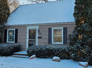 127 Harvester Ln, Decatur, IN 46733