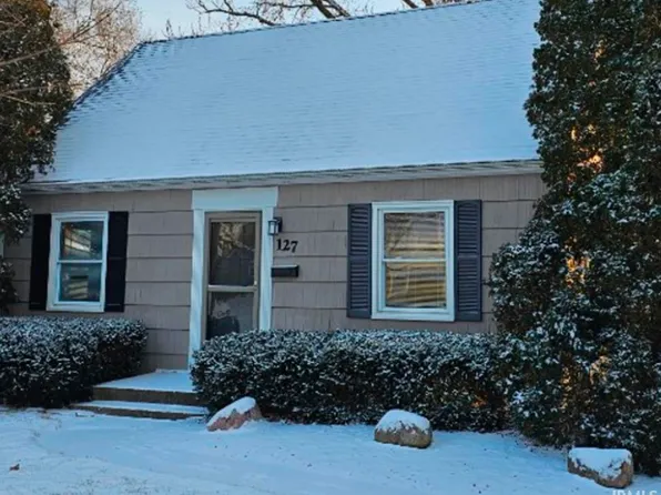 127 Harvester Ln, Decatur, IN 46733