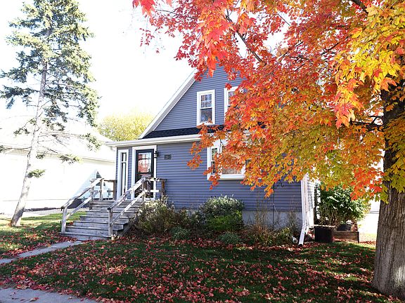 3rd image of 231 S 1st St