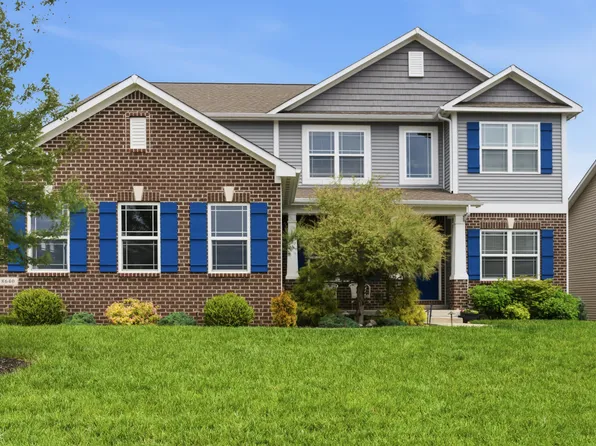 8640 Thatcher Ln, Avon, IN 46123