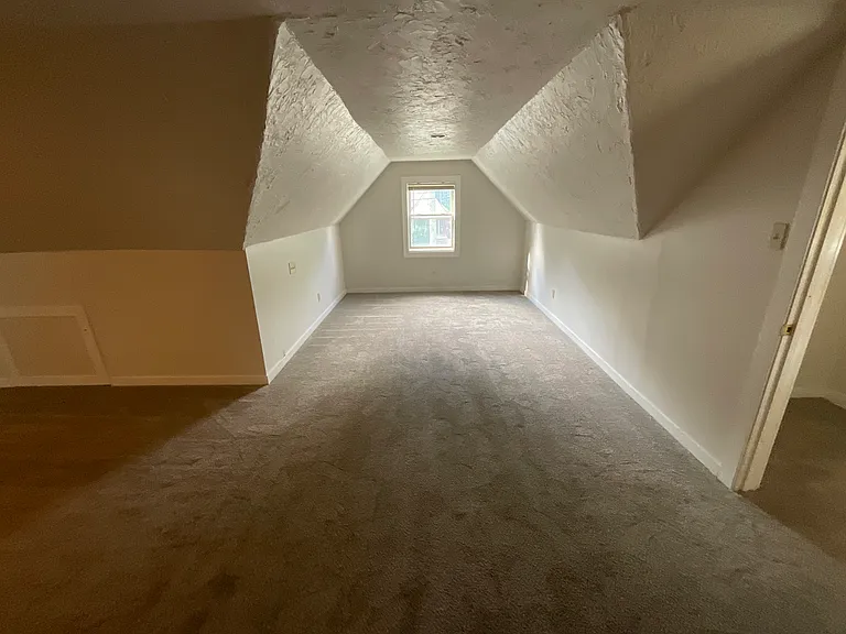 3709 Woodridge Rd — Photo 15