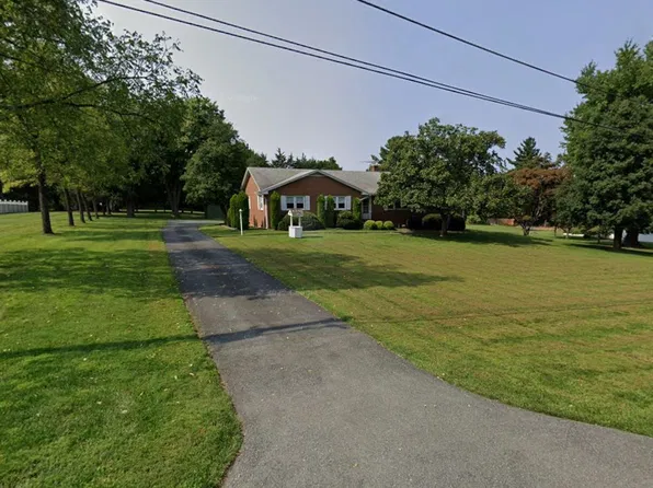 14208 Marian Dr, Rockville, MD 20850