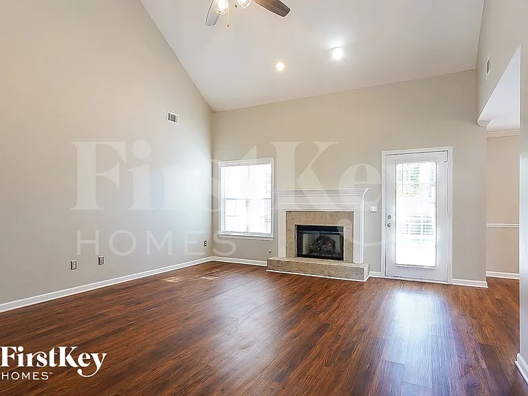 77 Pebble Creek Dr — Photo 3