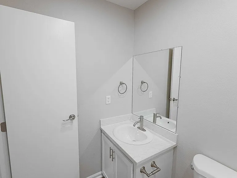 The Jefferson Apartments — Photo 203