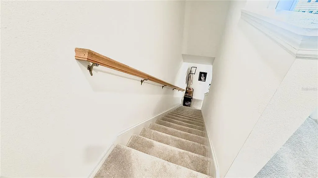 2 bed, 2.5 bath, 1275 sqft, $1,700 — Photo 3