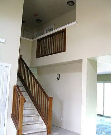 2nd image of 3024 31st Ln NE