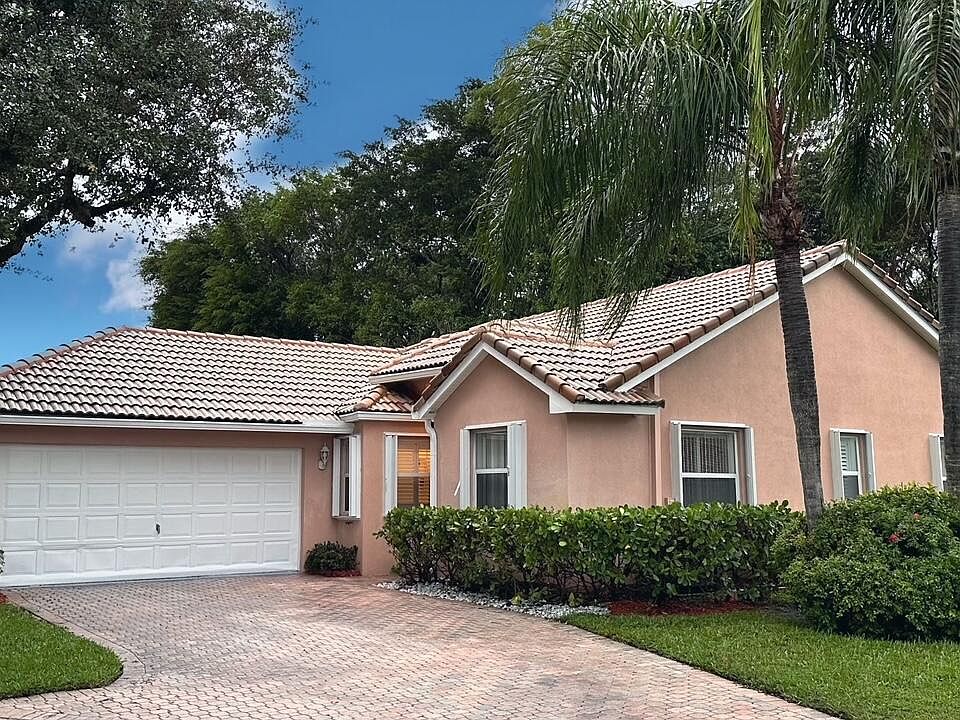 1st image of 5385 Grande Palm Circle
