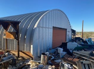 14355 Anegam Rd, Yucca, AZ 86438