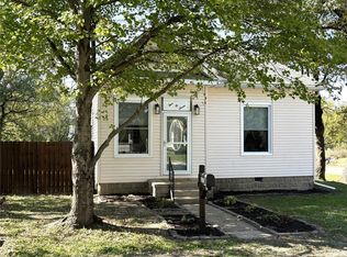 407 N Wood, Greenville, IL 62246