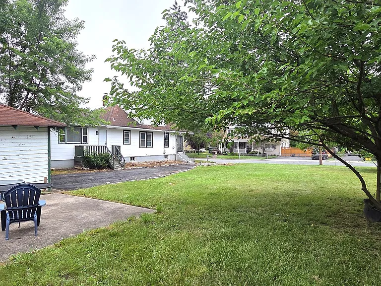 117 Browning Ave — Photo 26