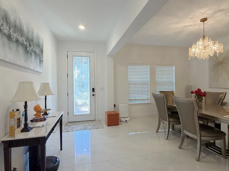 1344 Bristol Oaks Way — Photo 2