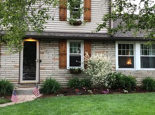 238 Delaware Dr, Glenshaw, PA 15116