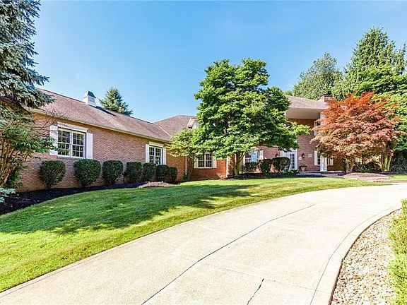 2nd image of 10640 Mount Royal Dr