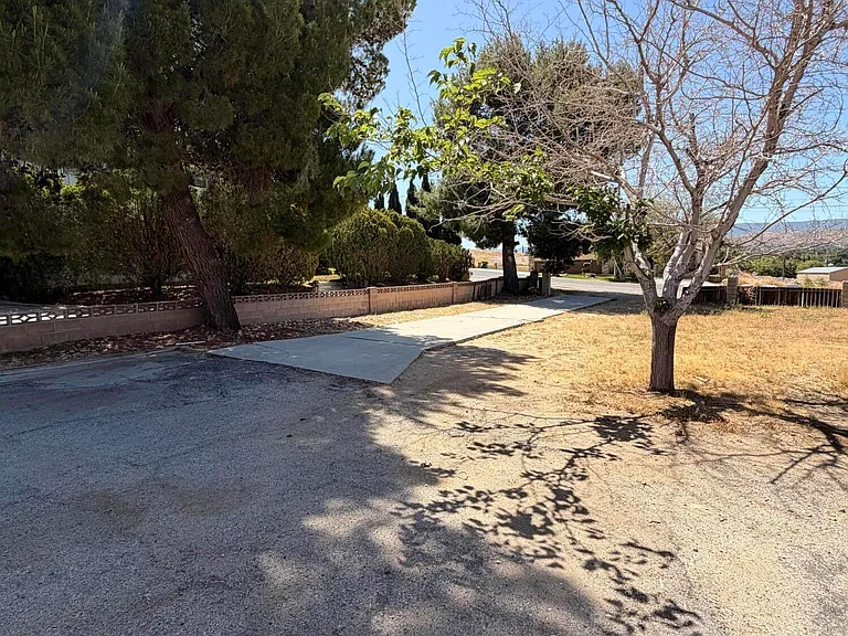4545 Columbia Way — Photo 2