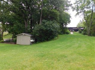 N62W30431 Beaumont Ln, Hartland, WI 53029