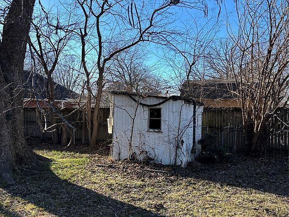 4th image of 707 N Weenonah Ave