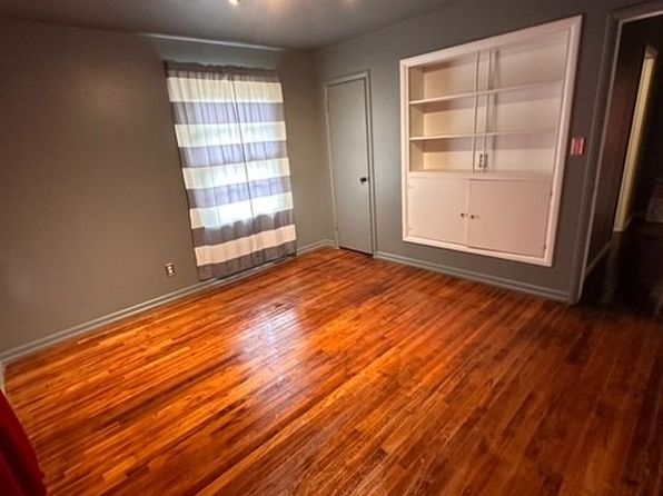 (undisclosed Address)