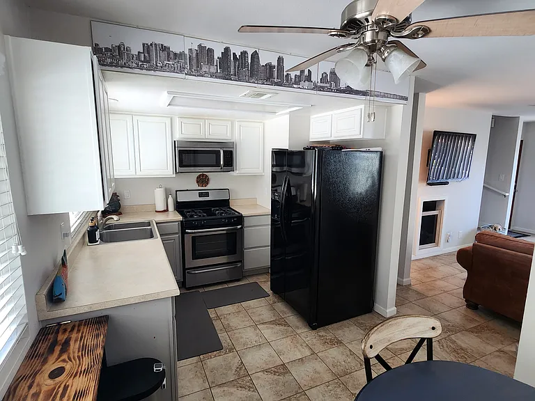4517 College Way #L — Photo 4