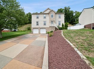 1456 Sandstone Ct W, Tarentum, PA