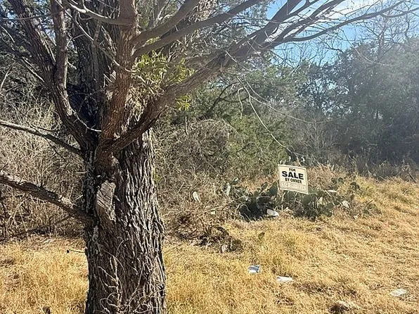 Nevada Ave, Kingsland, TX 78639