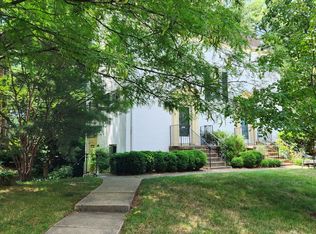 3476 Martha Custis Dr, Alexandria, VA 22302