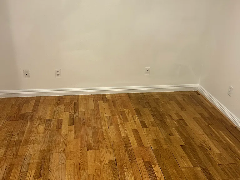 11741 Benfield Ave — Photo 27