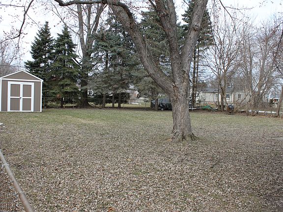 3rd image of 3019 Sleaford Dr