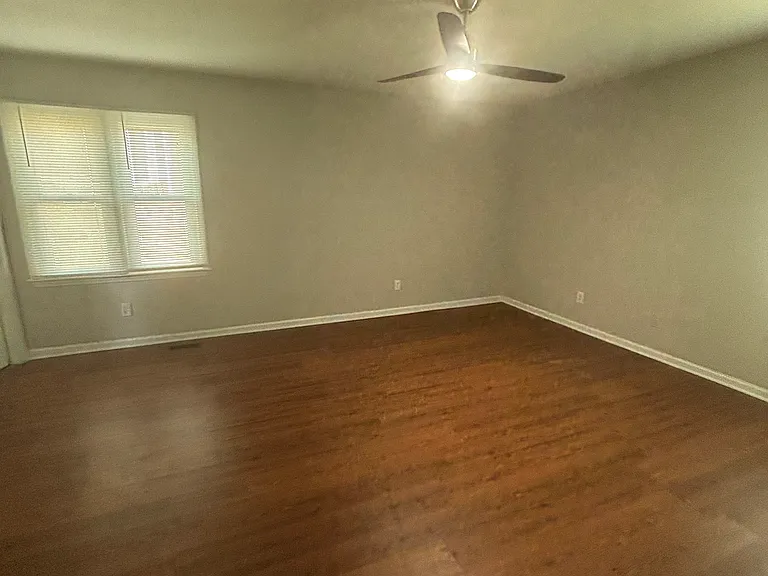 3325 Lake Woodard Dr — Photo 11