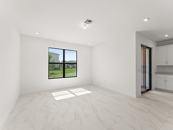 4th image of 14234 SW Thorens Drive
